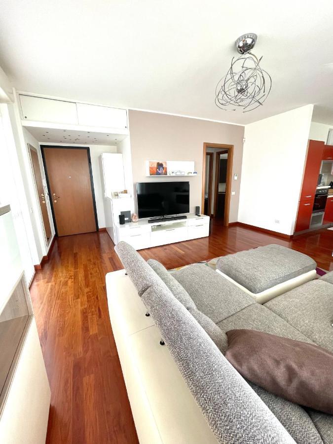 Elegant Apartment In Milan With Panoramic Terrace Εξωτερικό φωτογραφία
